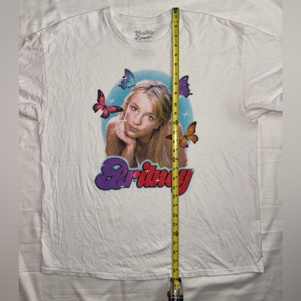 Britney Spears Graphic Tee - Picture 8 of 8